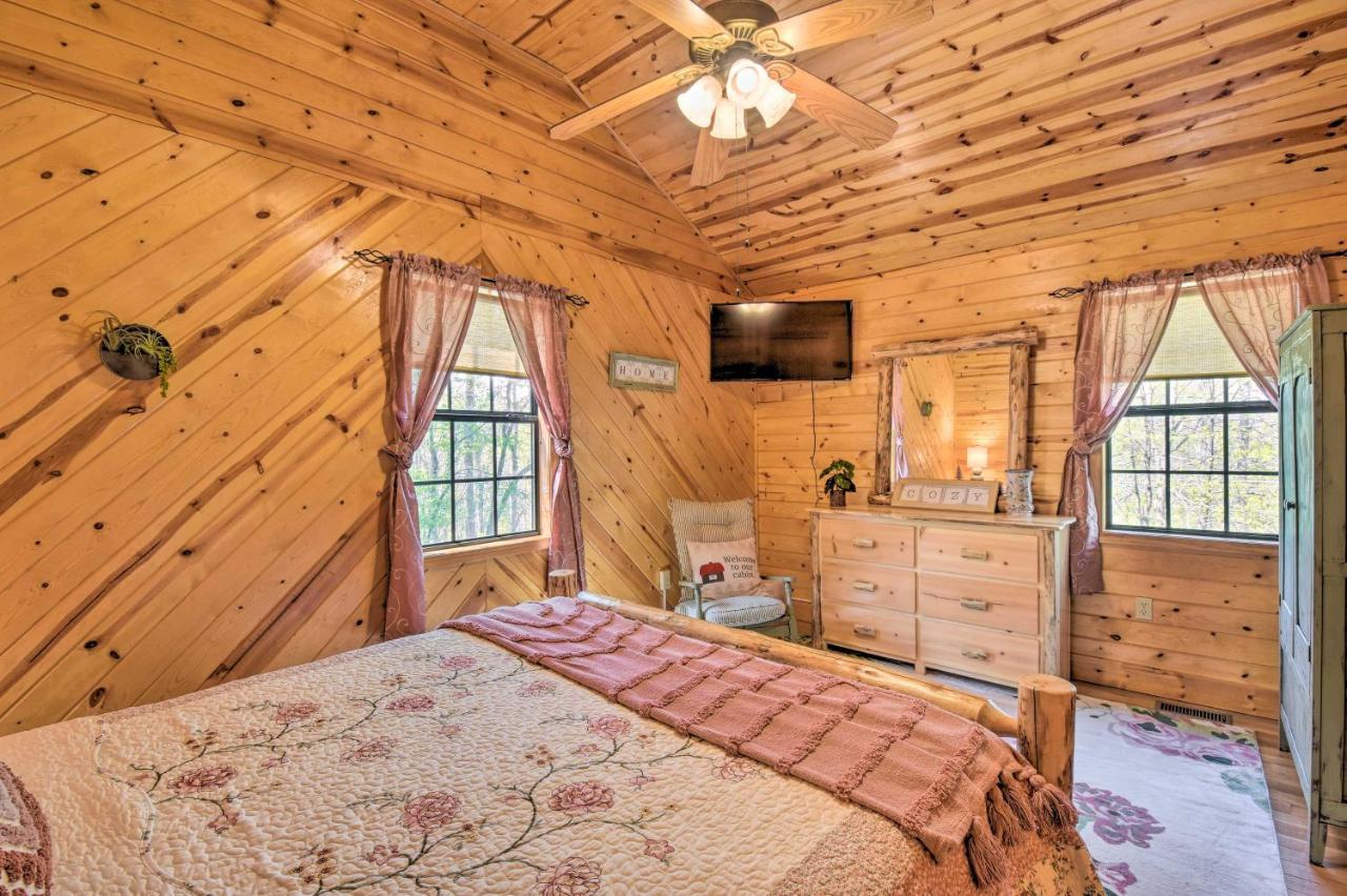 Cozy Hiawassee Cabin With Fire Pit And Mtn Views! Экстерьер фото
