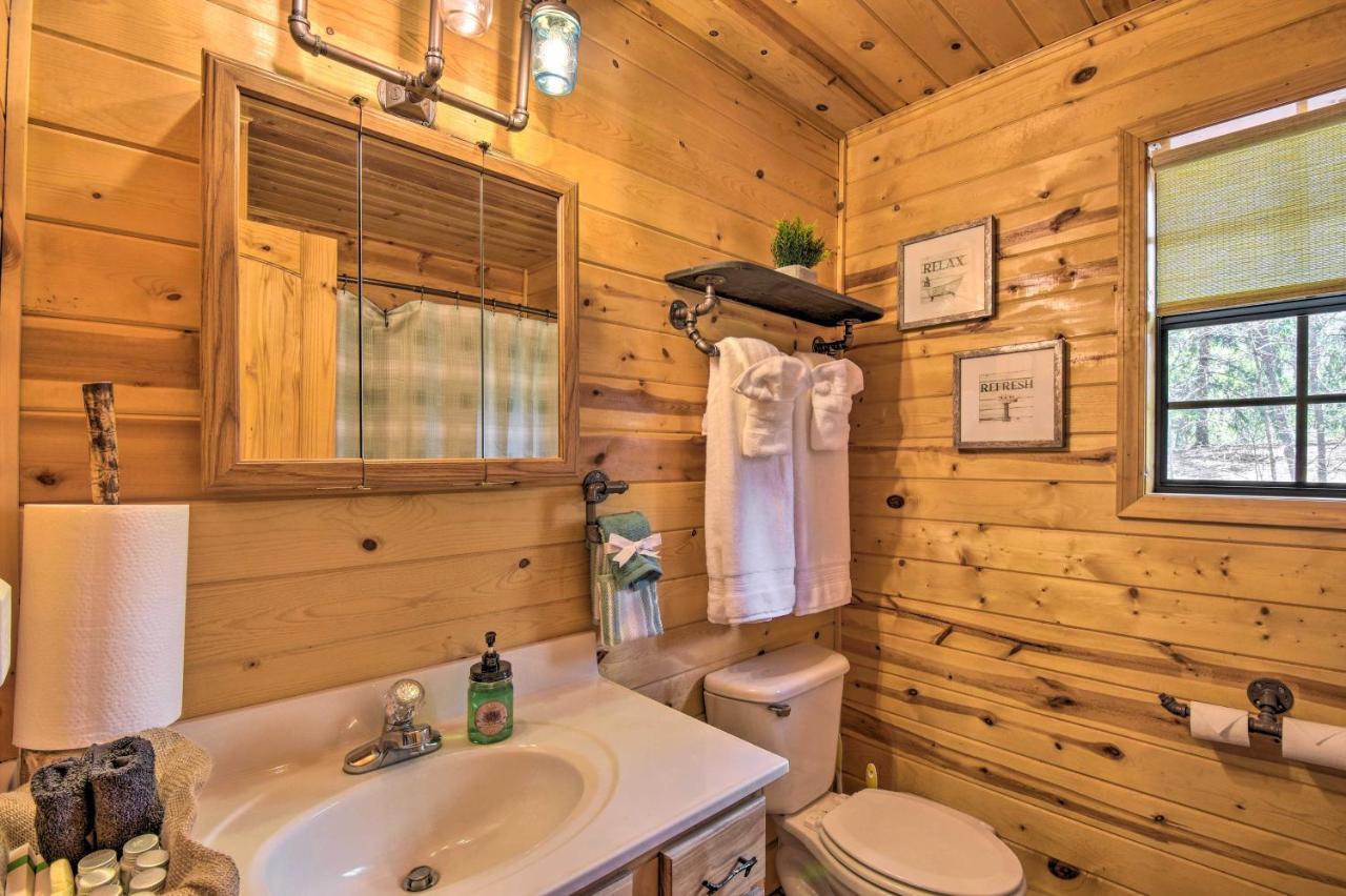 Cozy Hiawassee Cabin With Fire Pit And Mtn Views! Экстерьер фото